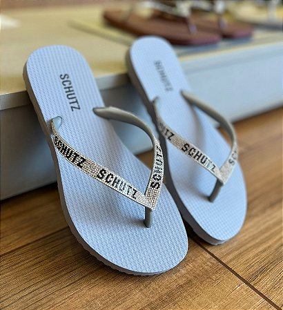 CHINELO BICO REDONDO TIRAS STRASS SCHUTZ