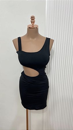 Vestido Preto com Recorte Lateral