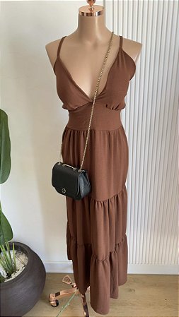 vestido longo marrom