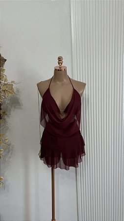 Conjunto Curto Vinho Tule Decote Profundo com Detalhe Coração