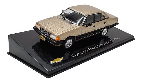 Opala Diplomata 4.1 1988 Metal Raro 1:43