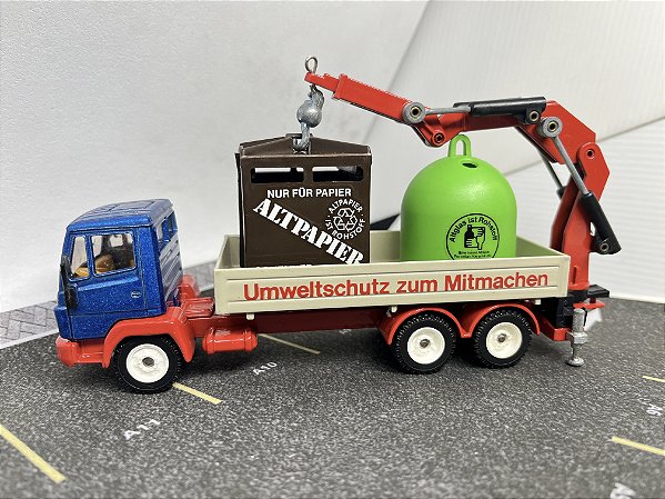 Caminhão Mercedes Munk - Brinquedo Rei - Made in Brazil