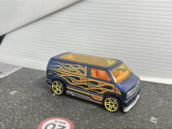 Custom 77 Dodge Van - Azul
