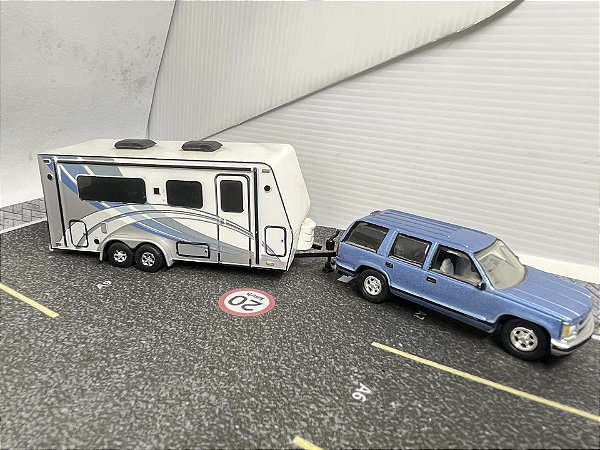 1997 Chevrolet Tahoe com trailer