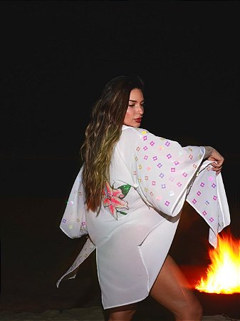 Kimono Glow Flower