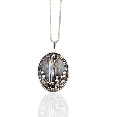 Colar de Nossa Senhora de Fátima Rogai por Nós  na corrente veneziana de 0,45cm prata925  com oxidação