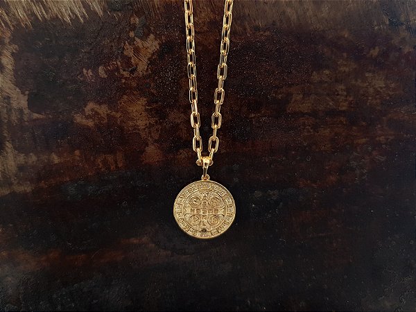 Colar São Bento cartier grossa folheado a ouro 18k