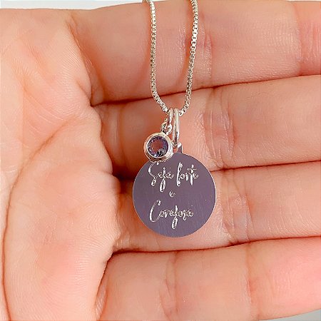 Cordão medalha seja forte e corajosa banhado a prata