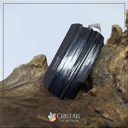 Pingente turmalina negra