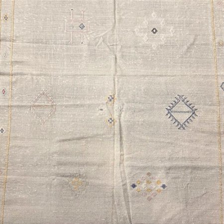 TAPETE ARTESANAL MARROQUINO EM FIBRA DE CACTUS BEIGE 240X130 CM