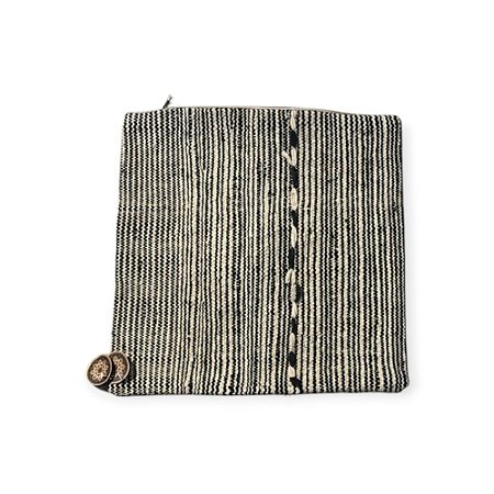 CAPA MARROQUINA PARA ALMOFADA 48 X 58 CM LISTRADA PRETA E BRANCA