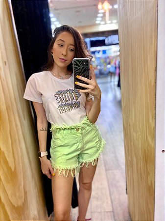 shorts jeans cos alto desfiado