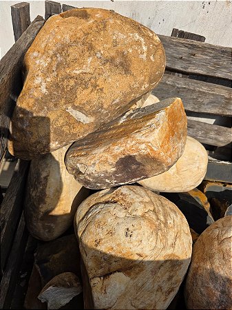 Seixo Grande R$2,00 kg