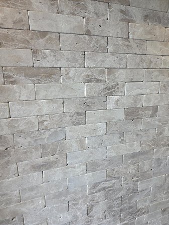 Travertino Anticatto 7x0,20x2cm R$299,00M²