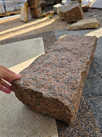 Folheta Granito Rosado 22 x 45 x 12 cm - R$ 22,00 Peça