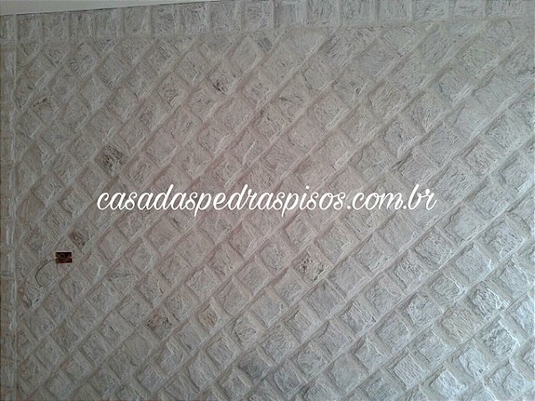 Pedra Madeira branca carijó / codorna 11,5x11,5 almofadada