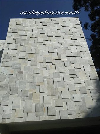 mosaico pedra branca  Fachada de casa clássica, Pedras para parede  externa, Exterior de casa moderna