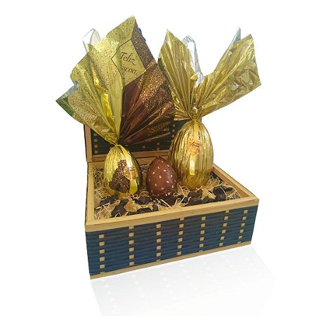 Cesta Premium Dourada Bau - 600g + 370g + 180g + bombons