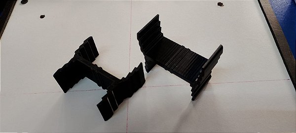 ALINHADOR DE LIMBS ( LAMINAS ) PARA ARCO RECURVO