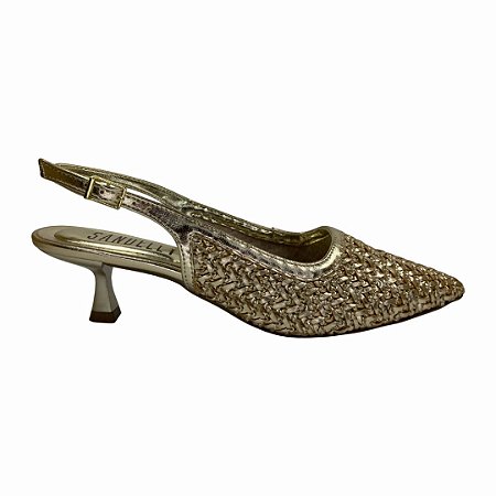 (7035A-20627) Slingback Salto Baixo Taça Bico Fino Trama Texturizada Ouro