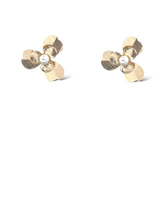 Brinco Folheado 18k  Flor com Perola Central