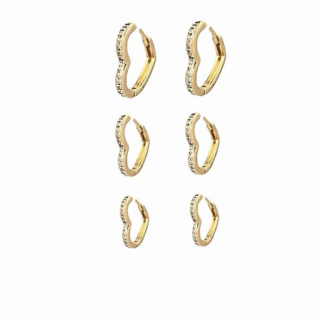 Brinco Folheado 18k Trio de Coraçoes PMG com Zirconia