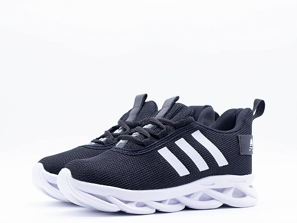 yeezy preto e branco