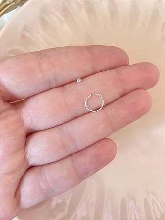 Piercing de furo de Nariz Ponto de Luz Prata 925