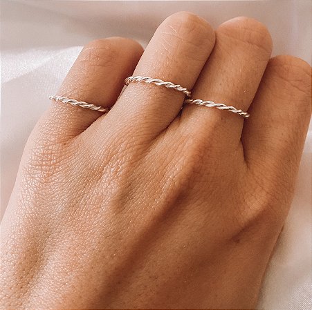 Anel Torcidinho em Prata 950