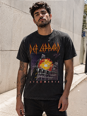 DEF LEPPARD PYROMANIA