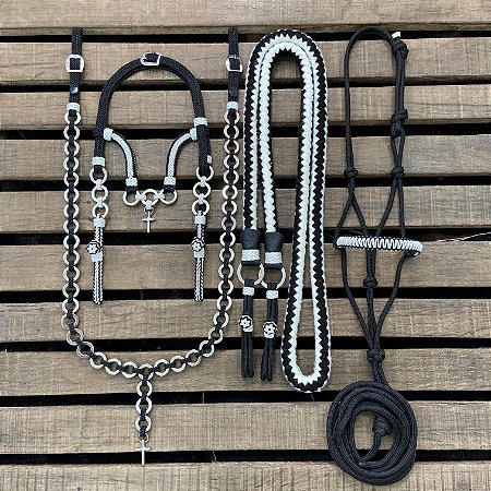 Traia de Frente - Preto / Branco