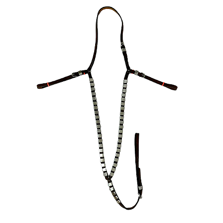 Peitoral em Couro com Apliques em Aço Inox
