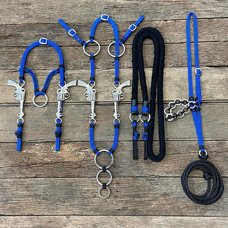 Traia de Frente com Revolver - Azul / Preto