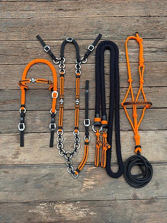 Traia de Frente - Preto / Laranja