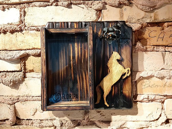 Quadro Porta Tampinhas com Abridor de Garrafas -30x29