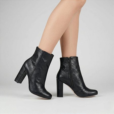 Bota Feminina Salto Alto Lud Preta Cano Curto