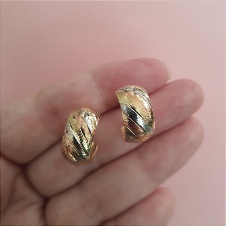 BRINCO ARGOLA 3 CORES FOLHEADO A OURO 18K
