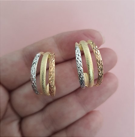 BRINCO ARGOLA 3 CORES 3 FIOS FOLHEADA A OURO 18K