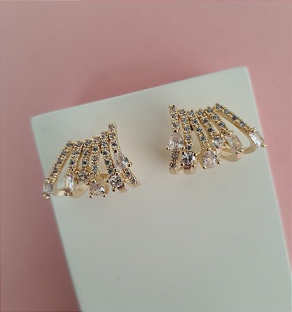 BRINCO EAR CUFF COM ZIRCÔNIAS FOLHEADO A OURO 18K