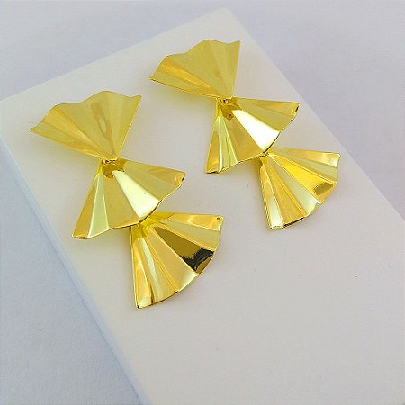 Brinco 3 leques folheado a ouro 18k