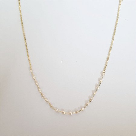 Colar com pérolas em formato de coração folheado a ouro 18k
