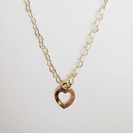 Colar com pingente vazado de coração folheado a ouro 18k
