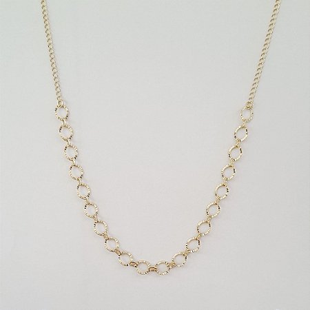 Colar de elos achatados folheado a ouro 18k