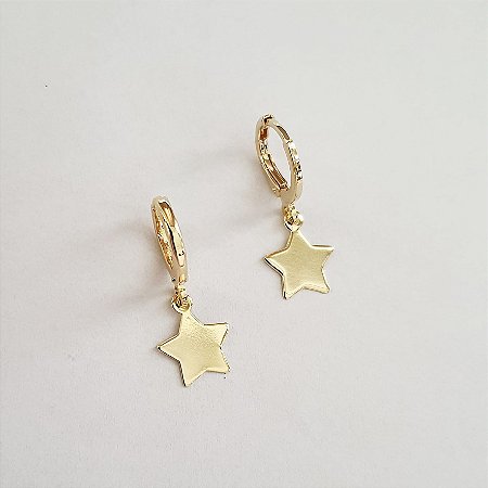 Brinco estrela folheado a ouro 18k