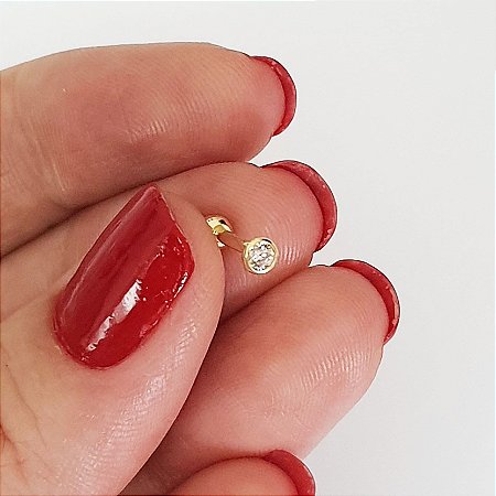 Piercing com zircônia folheado a ouro 18k