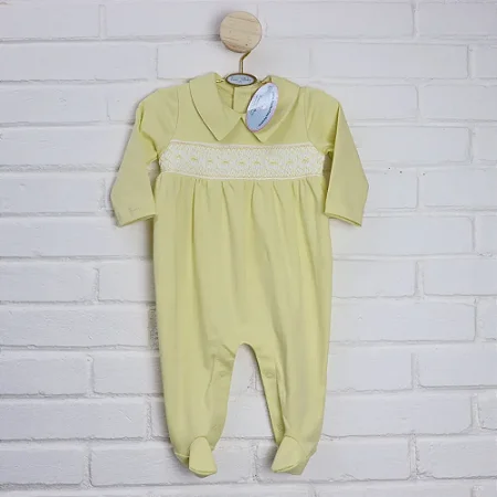 Macacão Smock Bordado Amarelo