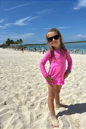 Conjunto Praia Camiseta Frufru e Calcinha Rosa com Proteçaõ UV 50