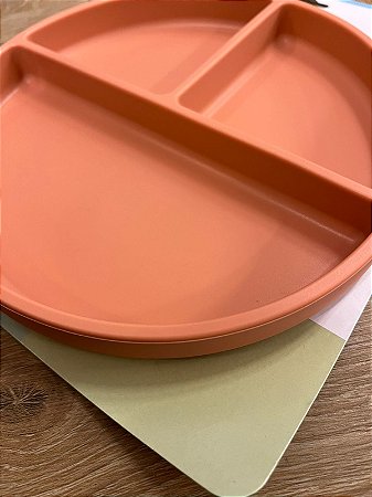 Pratinho em Silicone com Ventosa Rosa Escuro - Buba