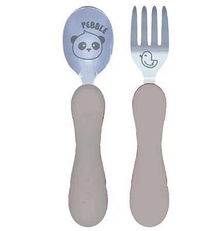 Jogo Anatômico Colher e Garfo em Silicone e Inox 2 pçs Panda Pebble Cinza Claro (com Case) Marcus & Marcus