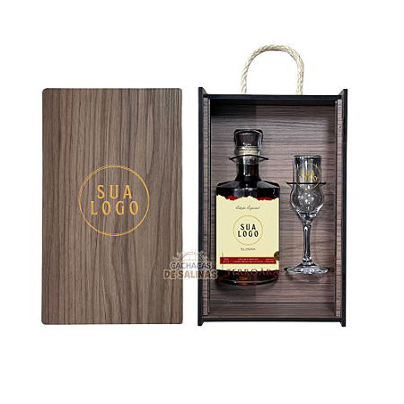 KIT CAIXA PREMIUM COM CACHAÇA PERSONALIZADA LOGO + TAÇA